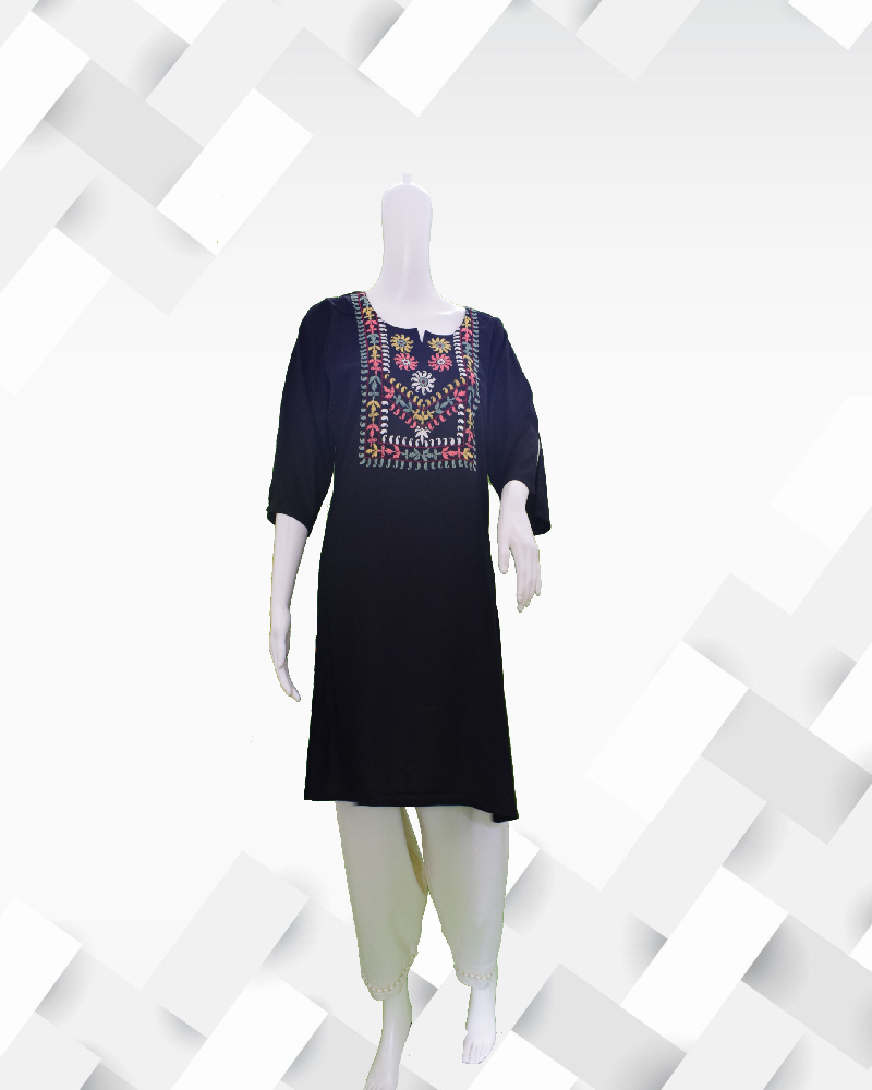 Silakaari Women's black & cream pakistani style Embroidery Kurta Pant Set