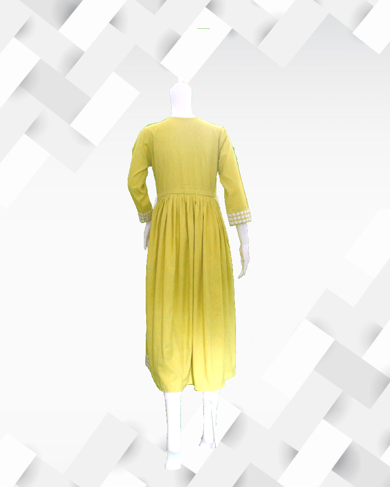 silakaari Women's Yellow Rayon embroidery Kurta
